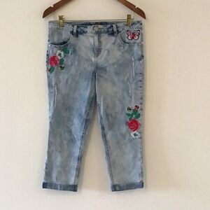 Justice Embroidered Cropped Jeans Girls Sz 14Plus